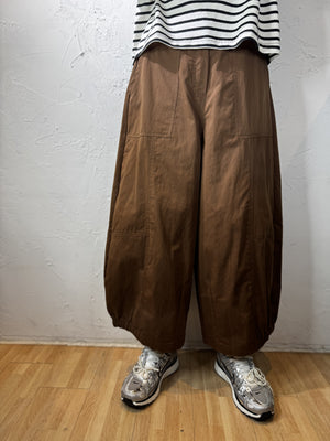 Pleated Legs Wide Pants